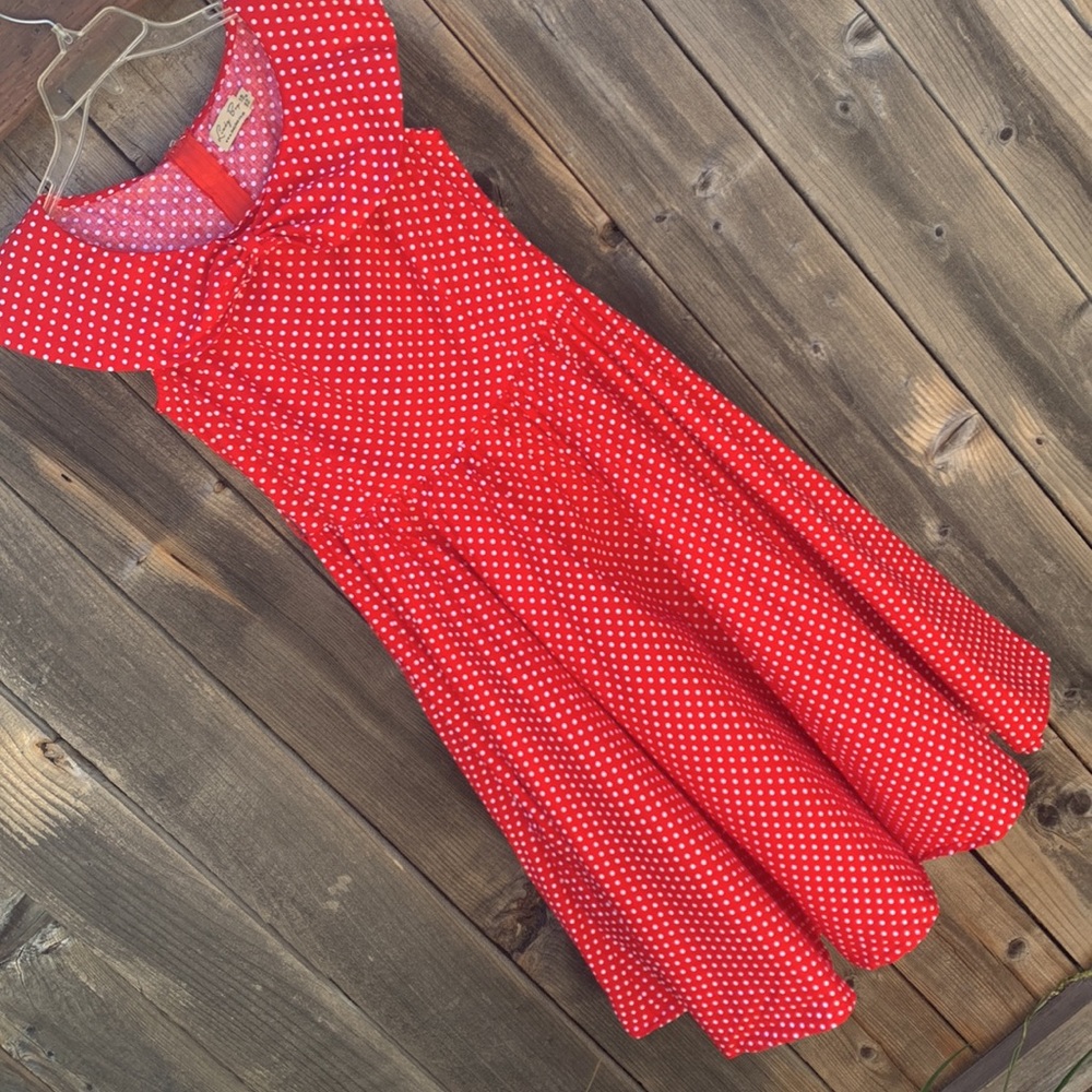 Lindy Bop 50’s Pinup Style Red Polka dot dress